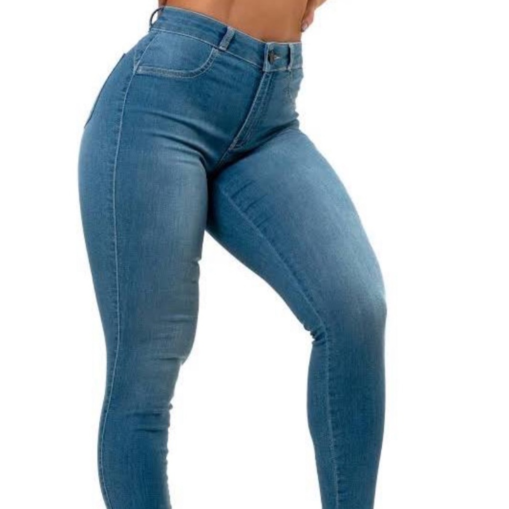 FitJeans Lightwash Jeans | FitJeans Contour High Waisted Jean | FitJeans Jegging